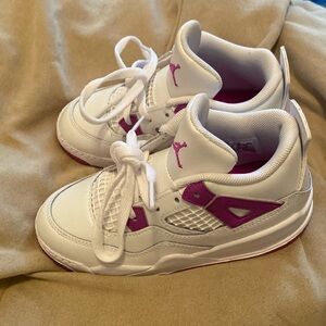 GIRLS' TODDLER AIR JORDAN RETRO 4 BASKETBALL SHOES